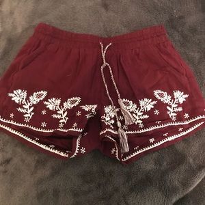 Maroon fabric shorts